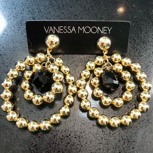 Vanessa Mooney Elsa Earrings in Gold (never worn)